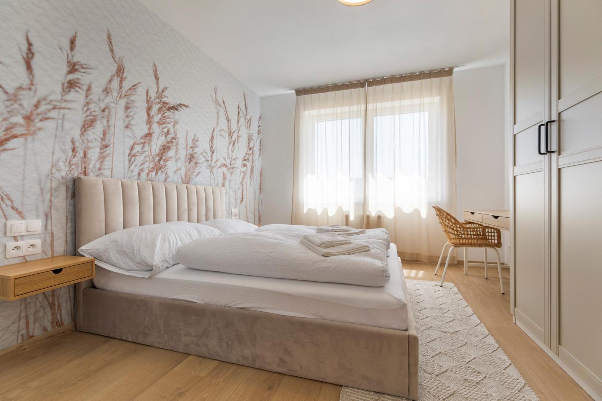 Boho Apt W Jacuzzi, Grill & Garden Modra Ngoại thất bức ảnh